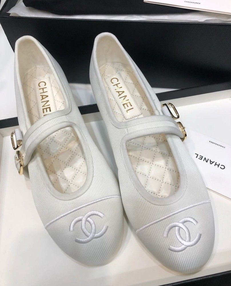 Chanel Classic Ballet Flats New Elegant Comfortable Style