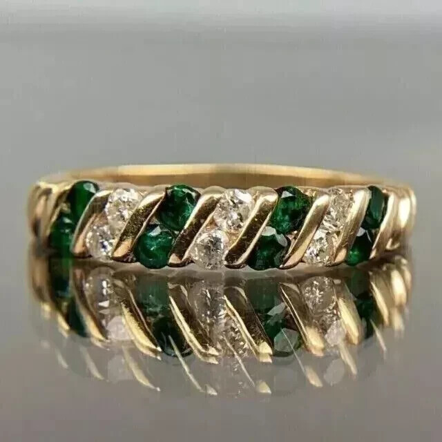 Women's 14k Gold Plated 2 Ct Simulated Emerald Engagement Ring Band