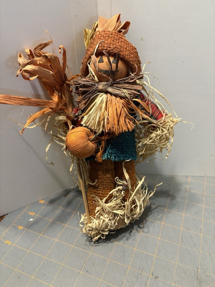 Vintage Halloween & Fall  Decoration Straw Scarecrow 8