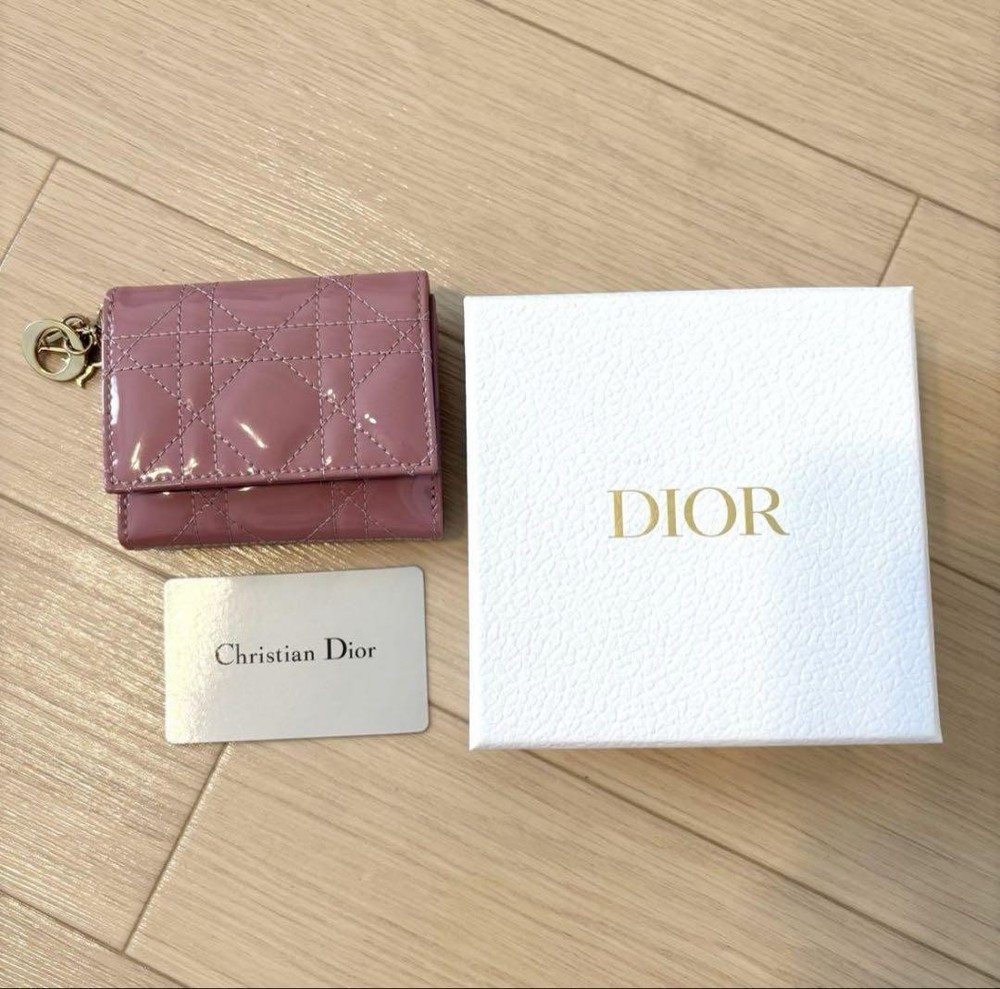 Lady Dior Lotus Wallet Canage Patent Calfskin Preowned Designer Bag