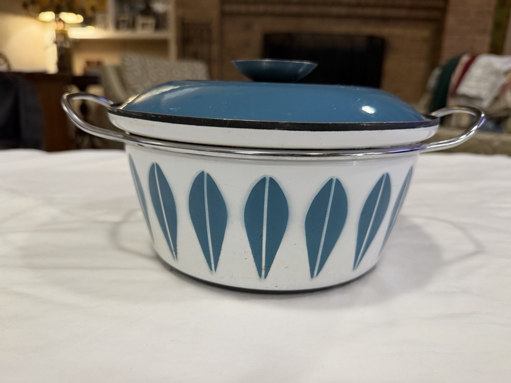 Vintage Cathrineholm Enamelware Casserole Turquoise White Lotus MCM Norway 60s