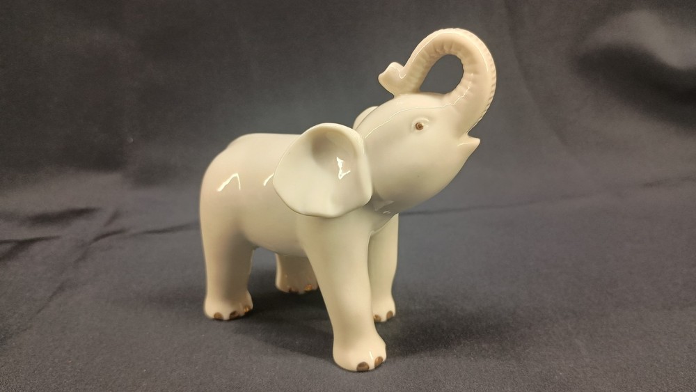 Lenox Small Elephant Figurine Ivory White with Gold Accents Trunk Up