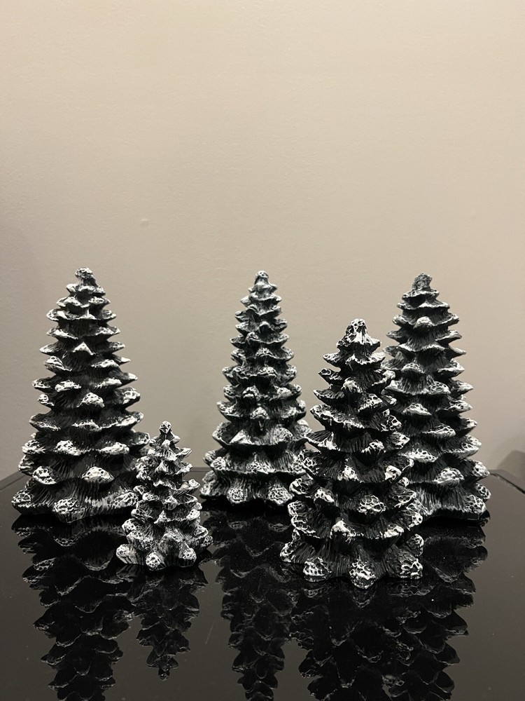 Vintage 1997 Mervyn Ceramic Christmas Tree Collectible