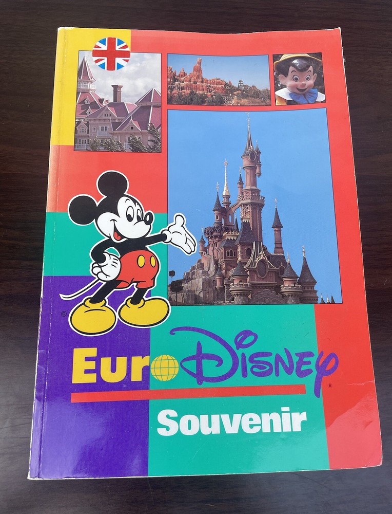 Vintage ~Euro Disney~ Souvenir Book 64 Pages Of Photographs 1993