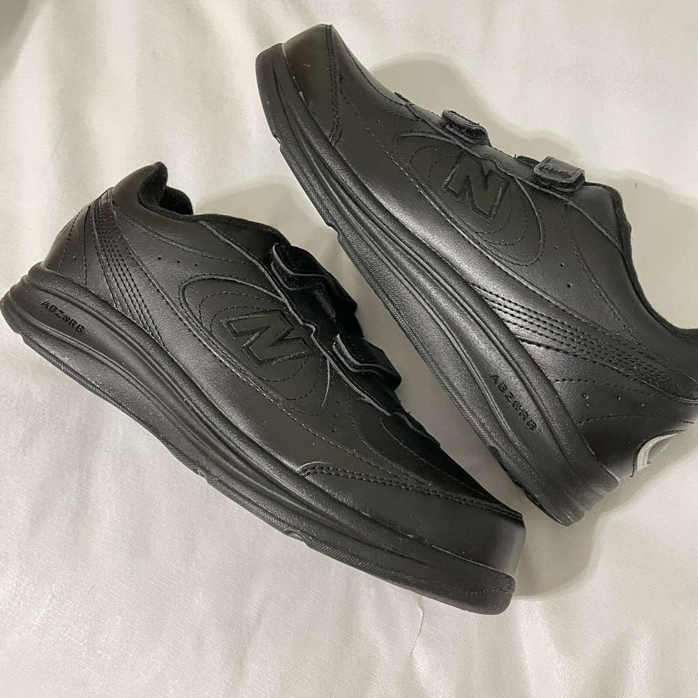 New Balance 577 Sneakers Womens Size 10 EE Black Leather Casual WW577VK