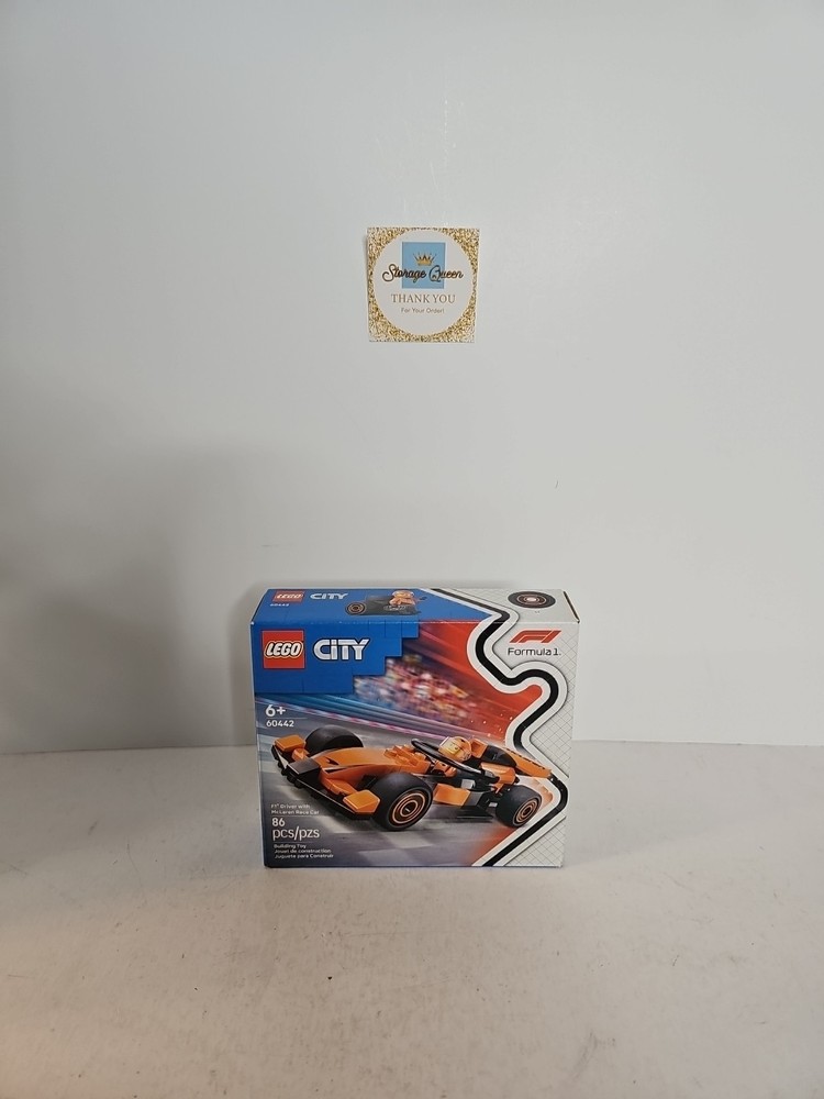 LEGO CITY: F1 Driver with Mclaren Race Car (60442)