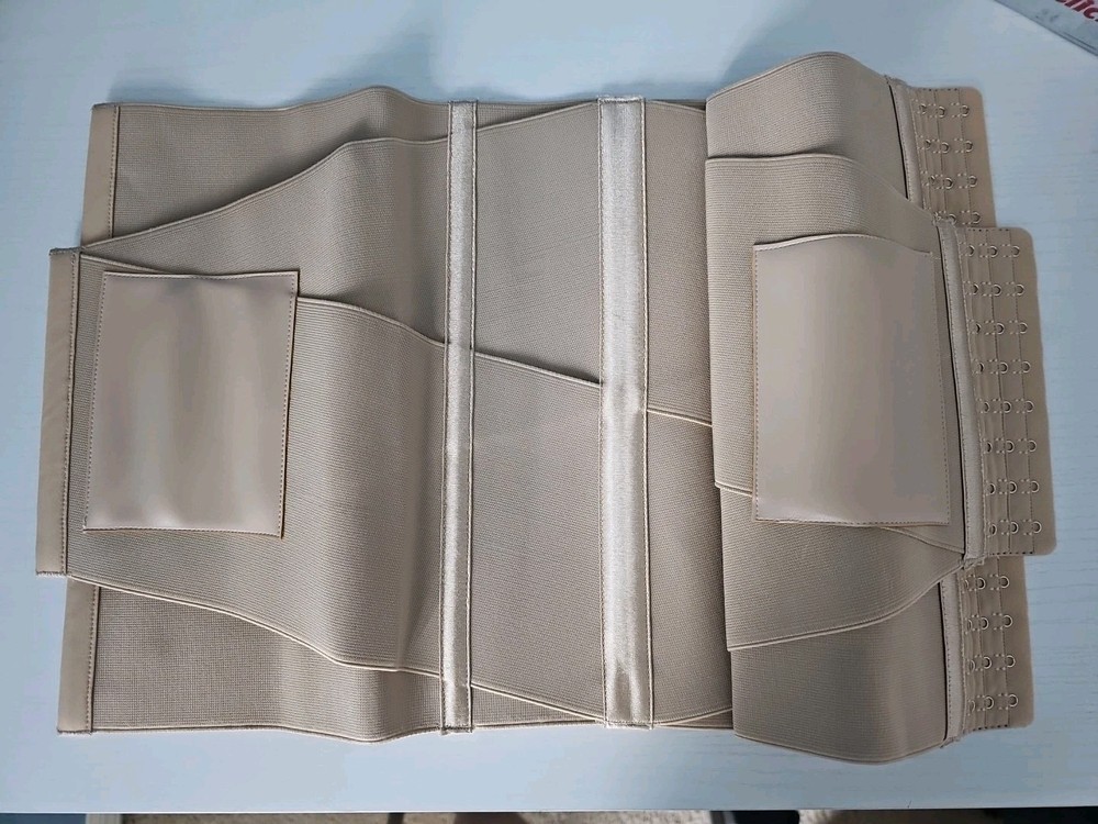 Adjustable Hook & Eye Waist Trainer in XS Beige for Slimming Support