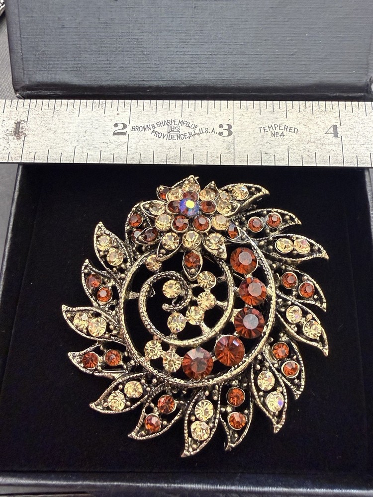 Vintage Rhinestone Brooch Gold Tone Amber Topaz Swirl Floral 2.75”