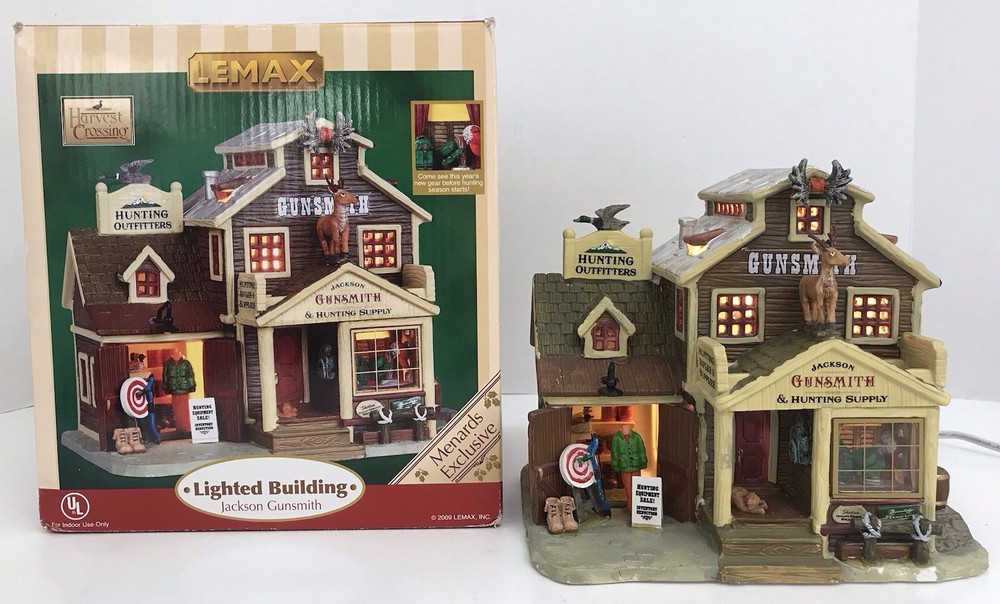 Lemax Harvest Crossing JACKSON GUNSMITH Christmas Village Hunting Store *READ*