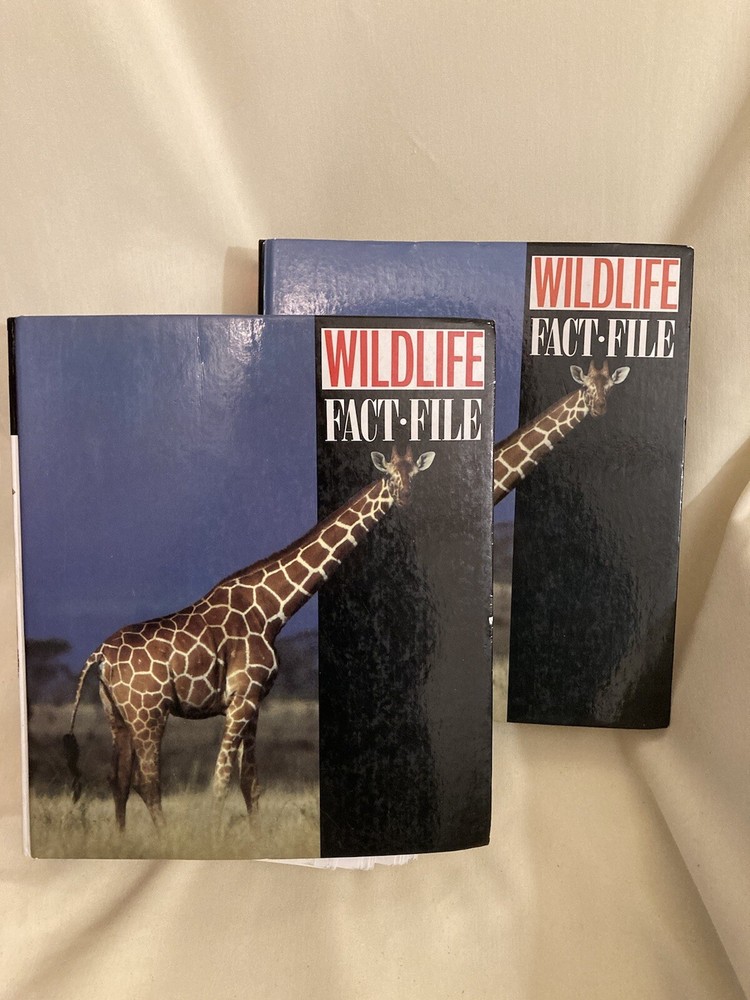 2 Wildlife Fact File Binders with 397 Animal/Nature Cards for Education & Homeschooling