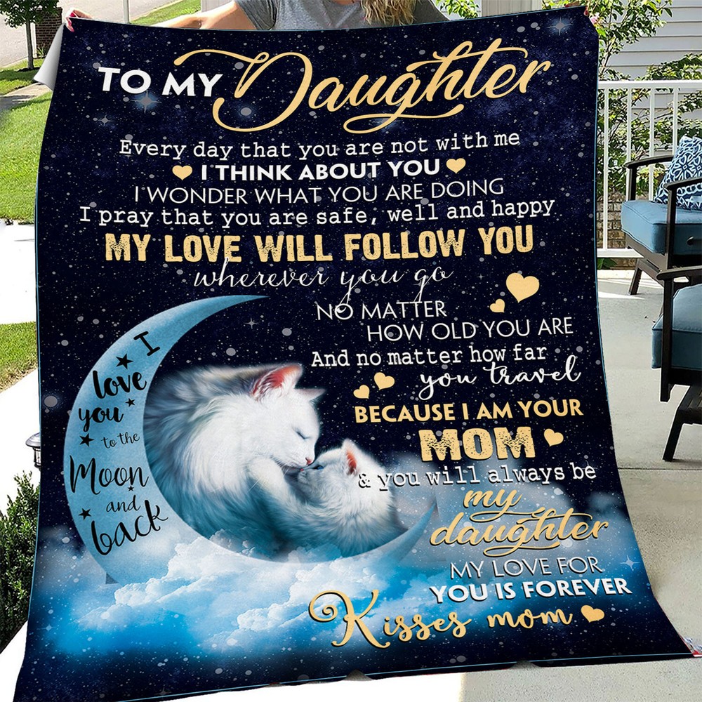 To My Daughter Blanket, I Love You to the Moon and Back from Mom