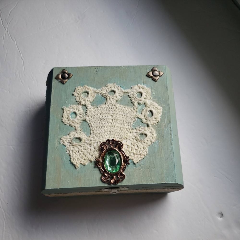 Boho Hand-Painted Jewelry Storage Box for Organizing Your Collection