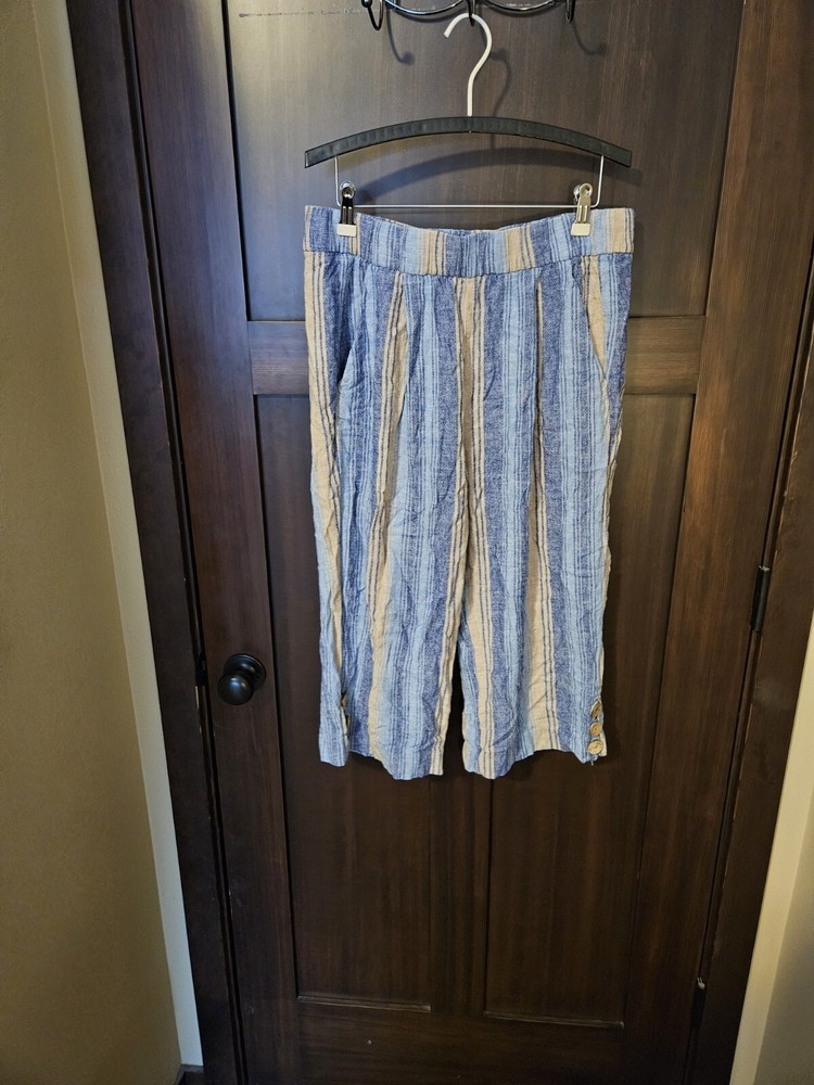 EUC Da-sh Women's Linen Blend Capri Striped Crop Pants Blue & Tan Size Medium