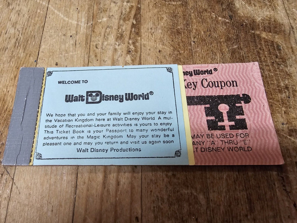 1975 Walt Disney World Junior Magic Key vintage ticket coupon booklet 1970s