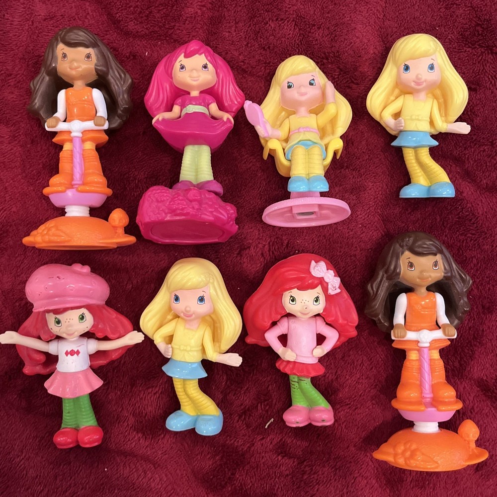 Lot Of 8 Strawberry Shortcake Mini Figures McDonald’s Vintage Collectible 2011