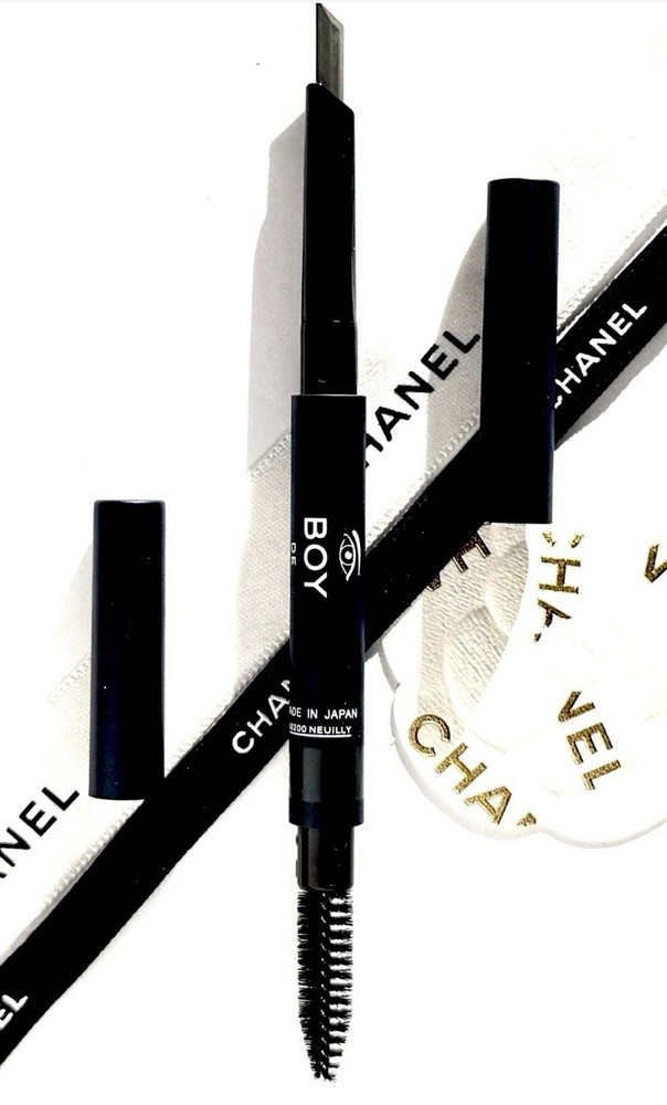 Chanel Boy De Chanel Eyebrow Pencil 208 Black