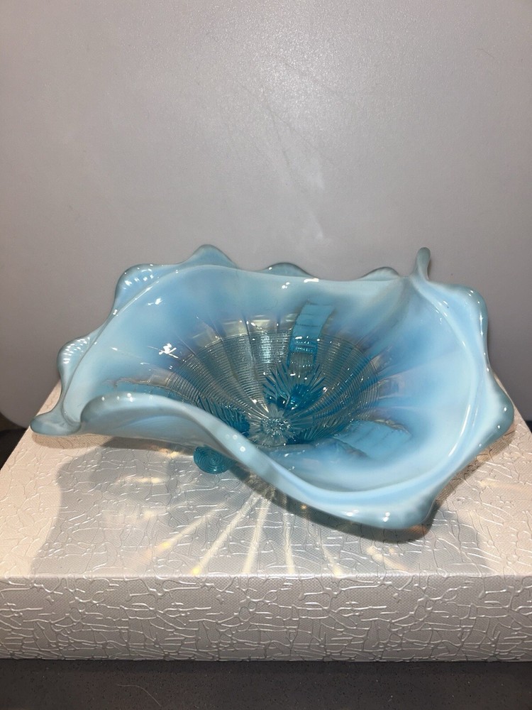 Vintage Northwood Opalescent Blue 3-Footed Candy Dish Midcentury Glassware