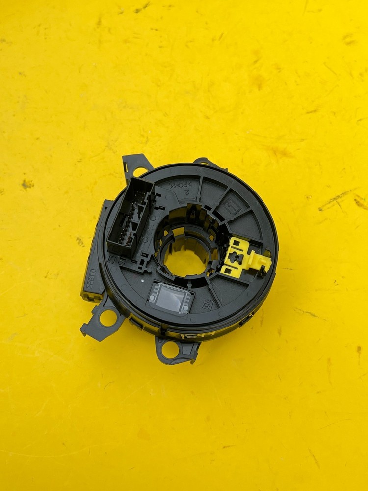 2020-2023 CHEVROLET SILVERADO 2500 HD STEERING WHEEL CLOCK SPRING OEM 86773961