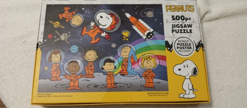 Peanuts Gang in Space 500-Piece Jigsaw Puzzle 24x18 Inches New