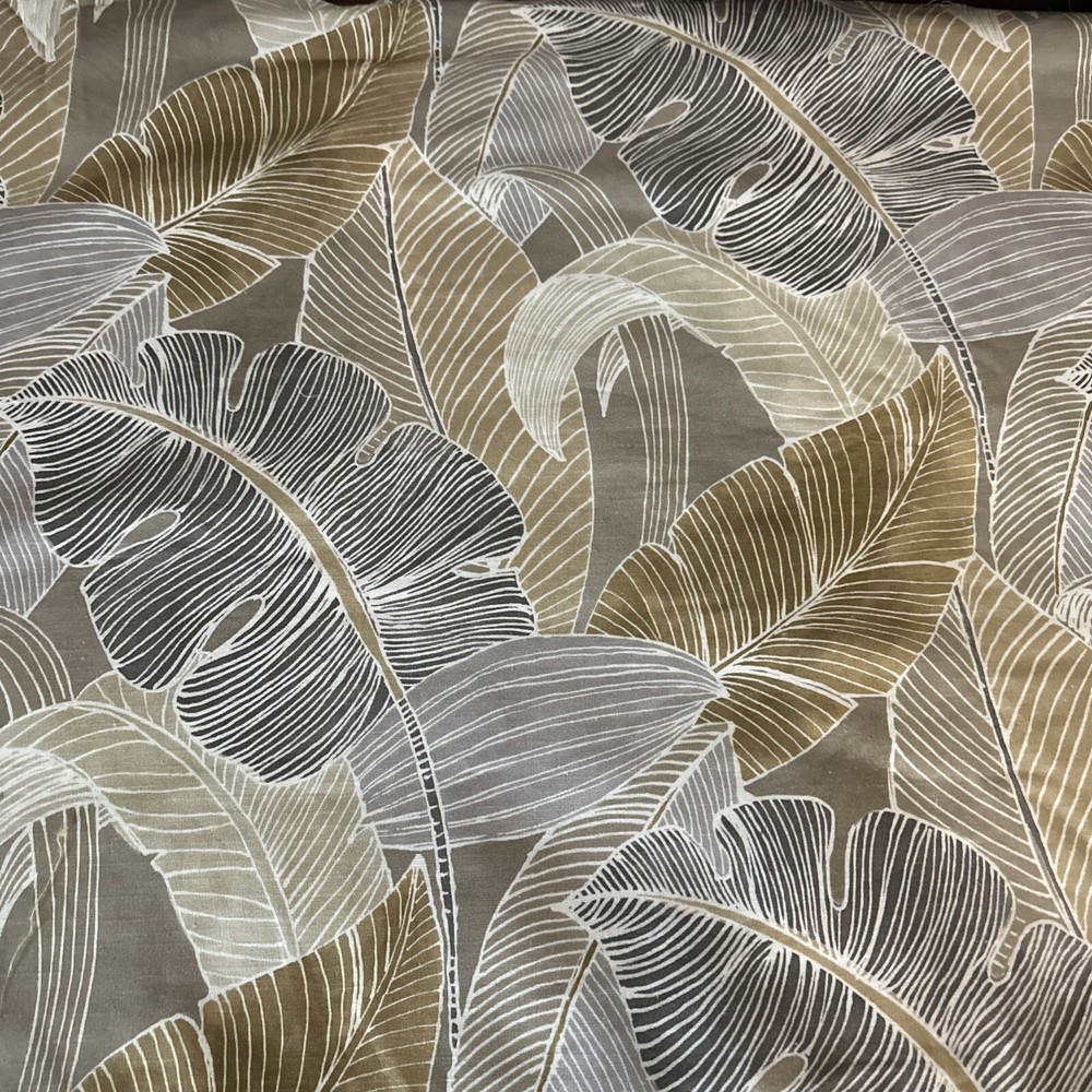 EDINBURGH WEAVERS FABRIC PALM LEAF COLOUR: Amber Gold 7m Piece