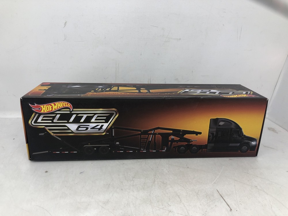 Hot Wheels Freightliner Cascadia Elite 64 Collectors