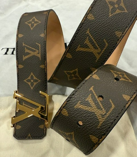 Louis Vuitton Brown Monogram Leather Belt Gold Buckle 115 cm , Fit's 40-42 Waist