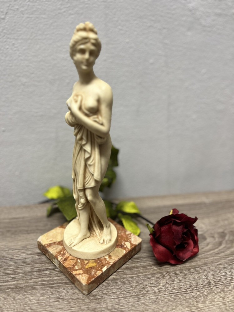 Giannelli 16” Venus Alabaster Resin Classical Greek Statue Sculpture Italy Vtg
