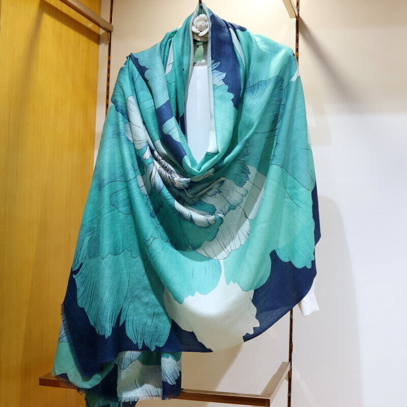 Pure Cashmere 300s Floral Print Scarf Wrap Shawl Soft Light 78x39 Inches  