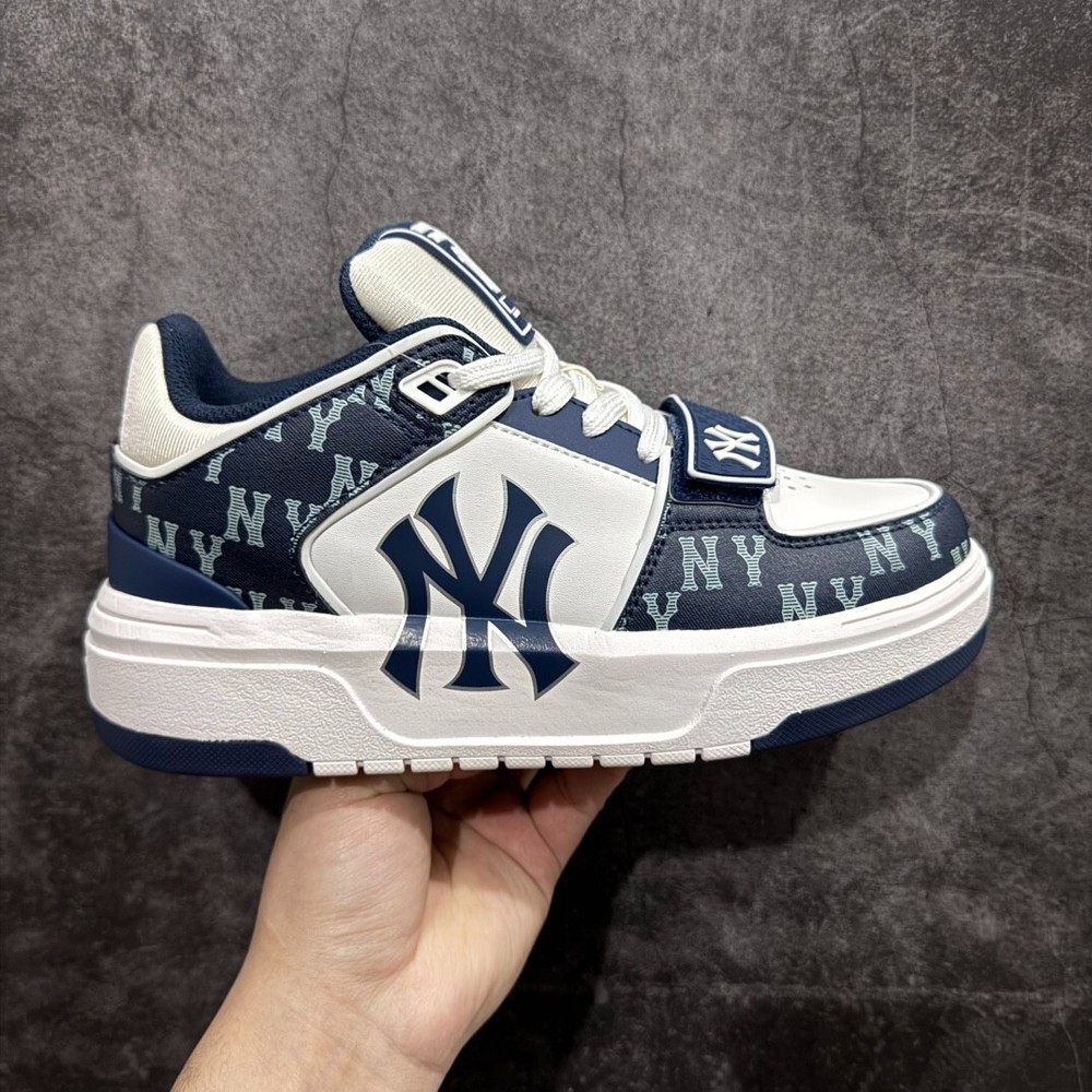 MLB NY Yankees Sneakers