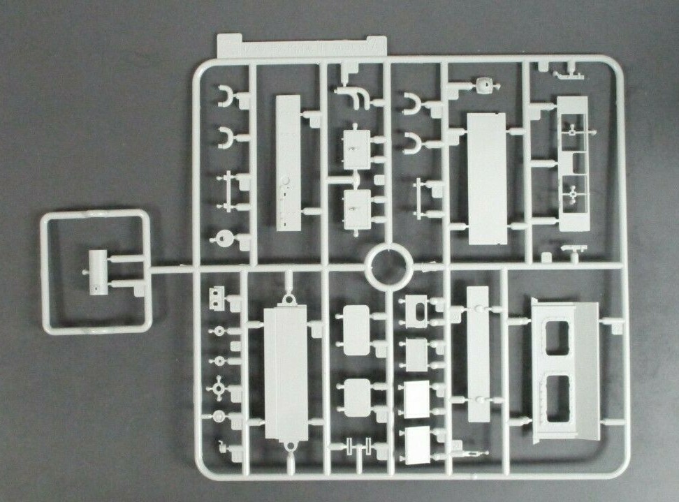 Dragon 1/35 Scale StuG.III F/8 Early Production Parts Tree A from Kit No. 6620