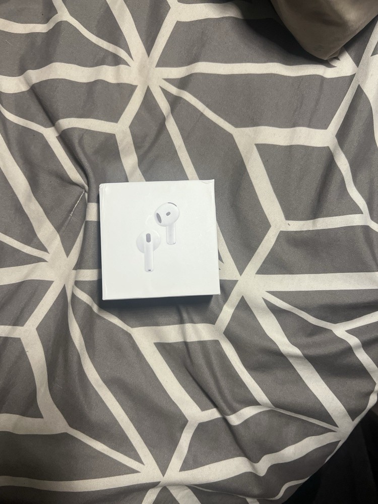 Apple AirPods 4th Generation Bluetooth Earbud Headphones ANC