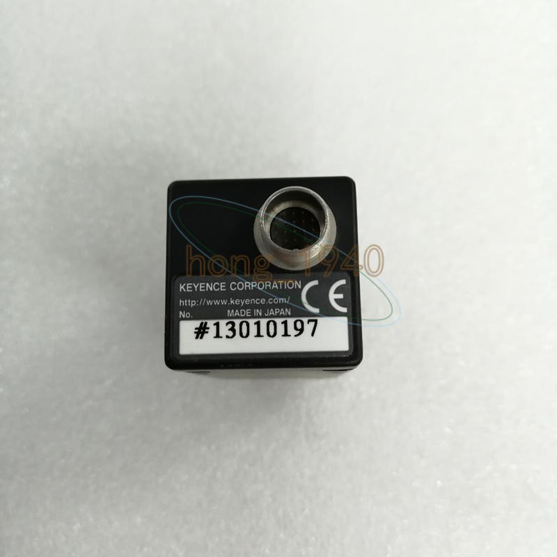 1piece Used KEYENCE CV-200C camera
