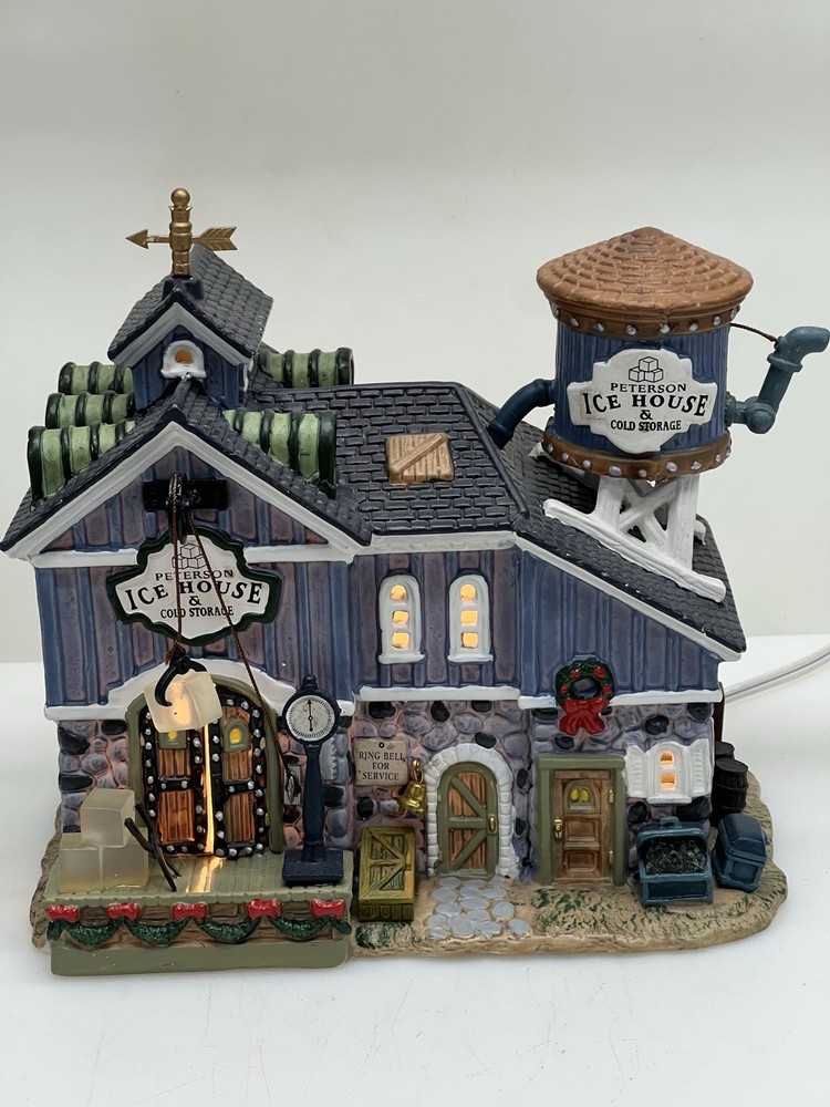 Lemax Harvest Crossing Peterson Ice House & Cold Storage 55209 Retired 2005