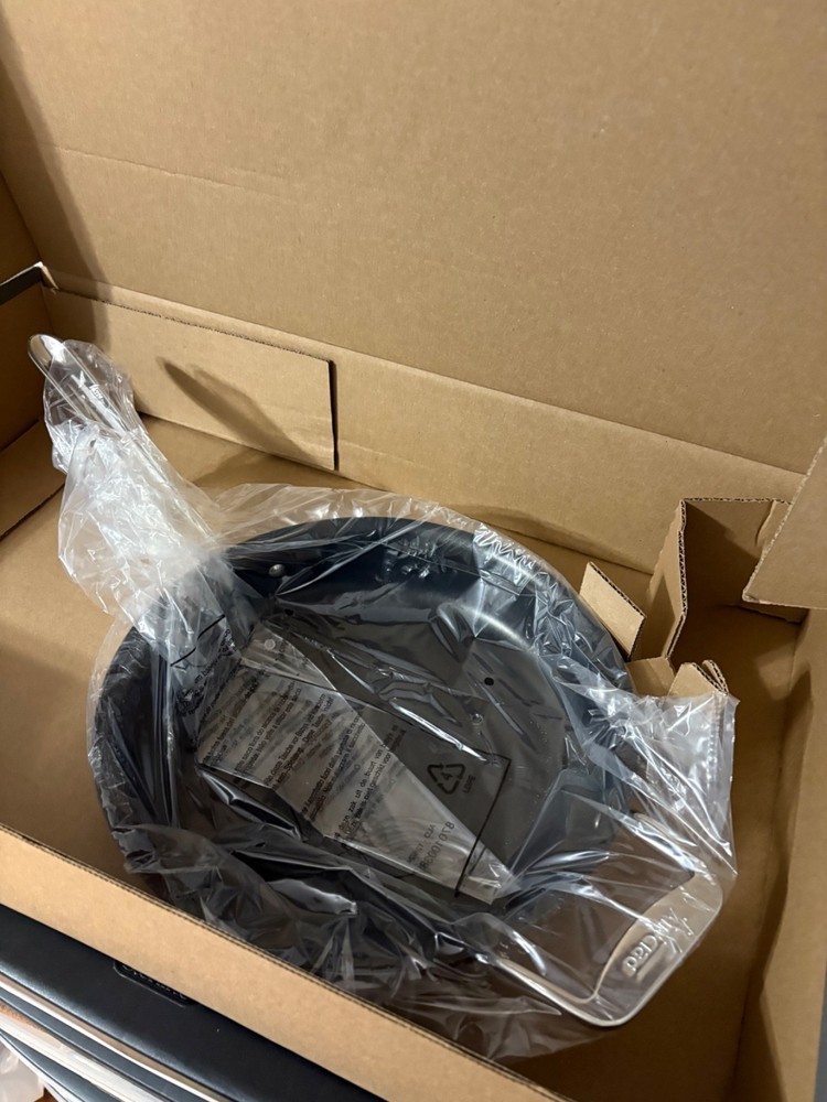 All-Clad D5 Stainless Nonstick 3qt Sauté Pan with Lid – Brand New