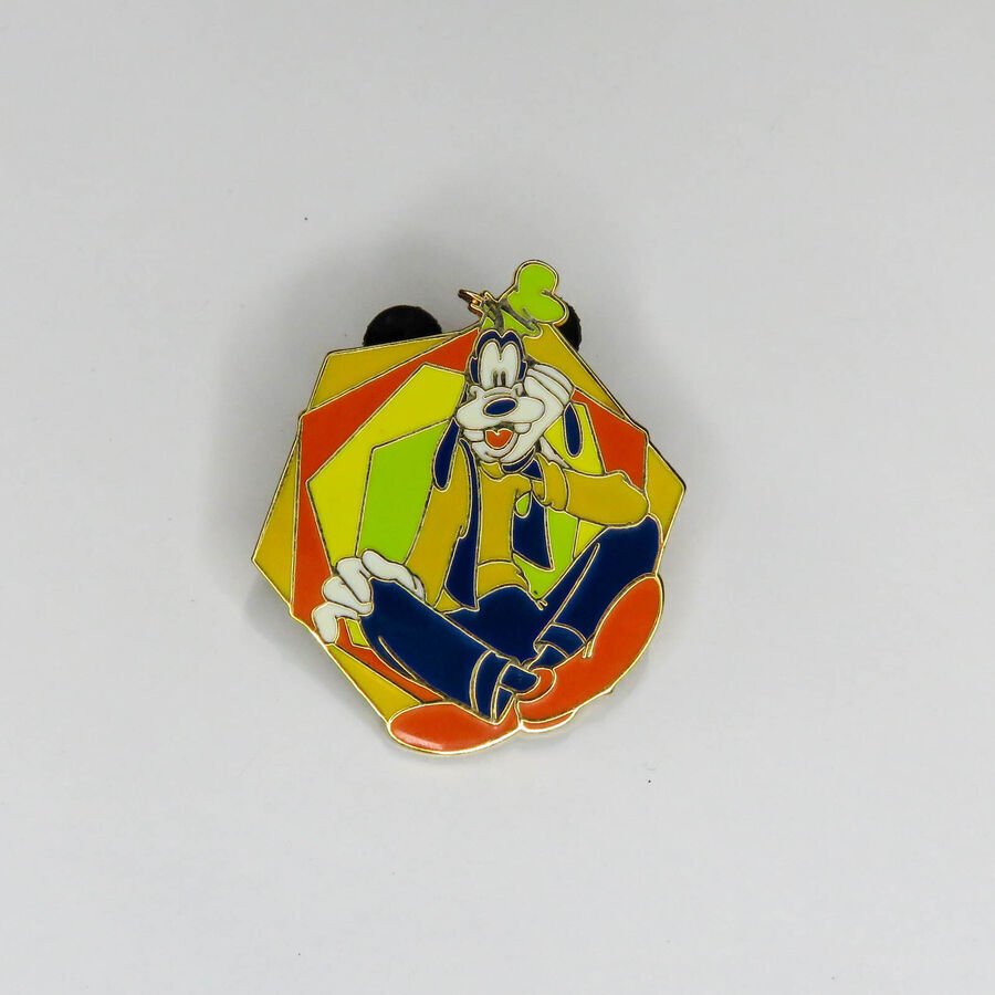 Disney WDW Cast Lanyard Kooky Goofy Character Pin
