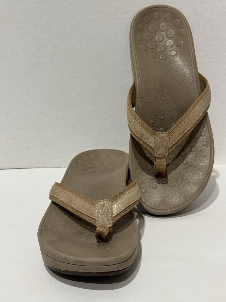 VIONIC High Tide Beige Leather Orthopedic Flip Flop Sandal Shoes  Women’s Size 9