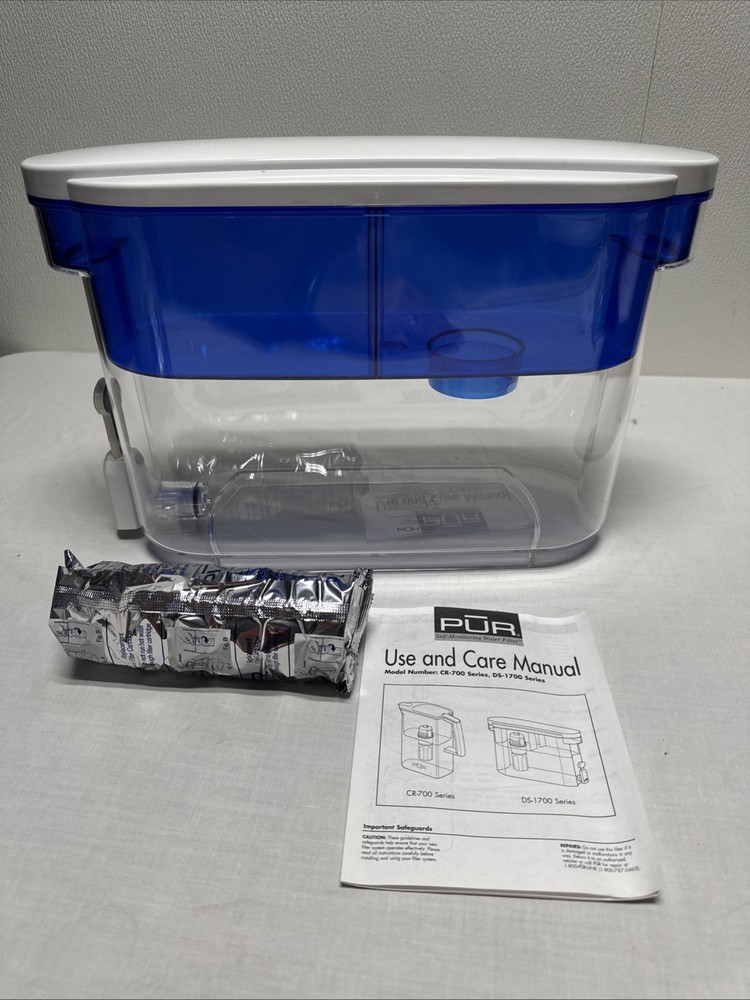 PUR Plus Water Filter Pitcher 3 Qt 1 PT 3 fl oz With Replacement Filter  New