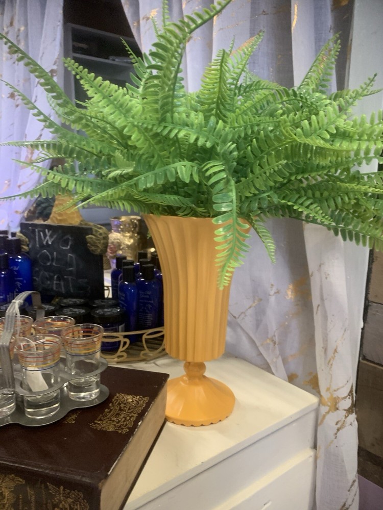 Flower Vase Traditional Embry- Yellow