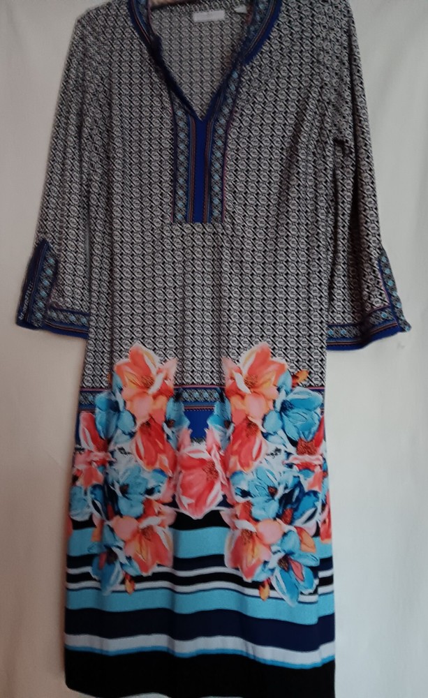 Aeropostale Womens XS V-Neck Shift Style Dress for Everyday Wear