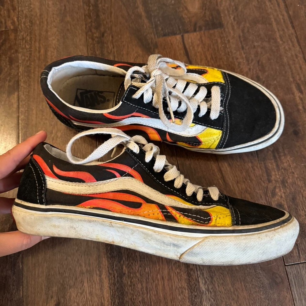 VANS Old Skool Flames Skate Shoes Low Top Unisex Size 7 Fire Design
