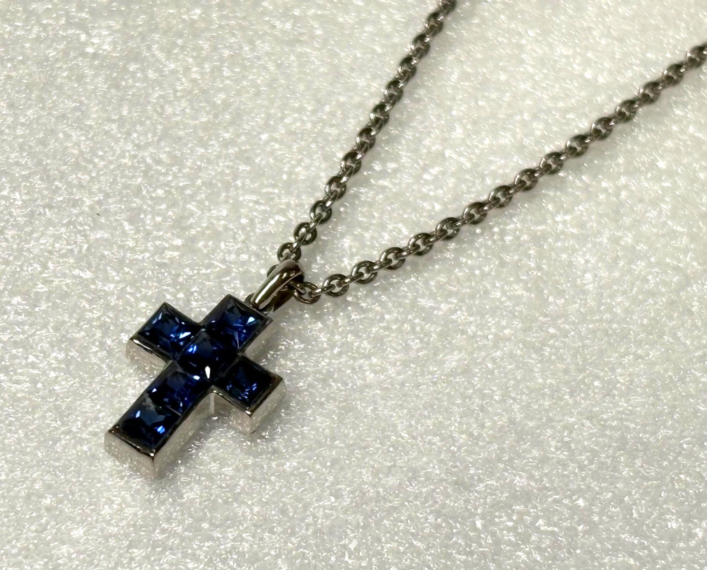Cartier Sapphire Cross Necklace 950 Pt950 46cm 20260410