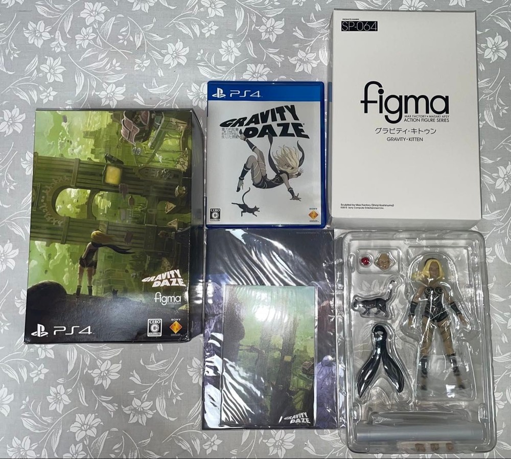 PS4 Gravity Daze Collector’s Edition w/ Game Figma Kitten Figure Postcards Box