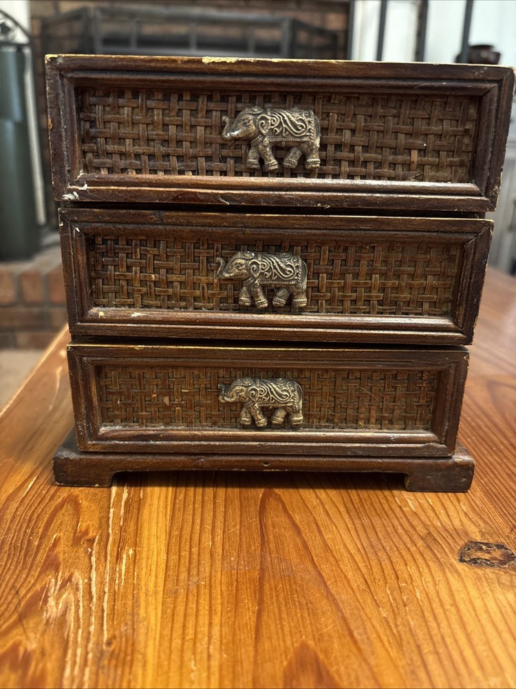 Vintage Jewelry Or Trinket Box