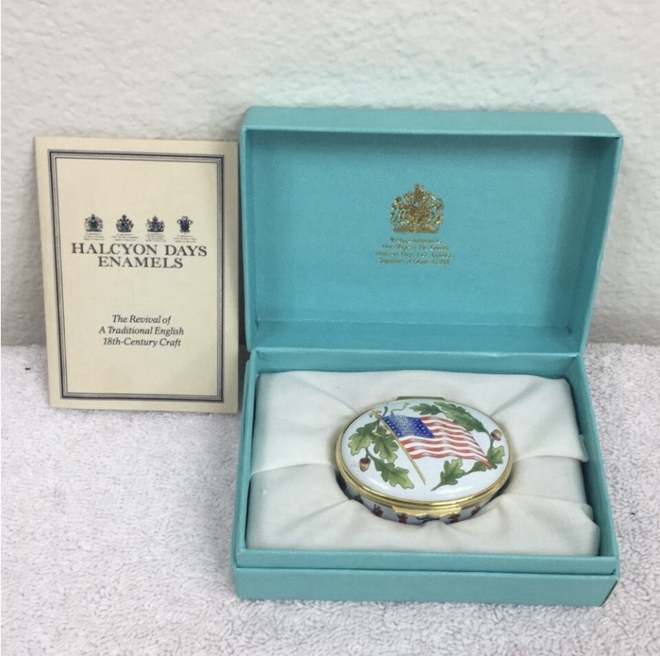 Tiffany & Co x Halcyon Days Enamels American Flag Trinket Box Excellent Condition