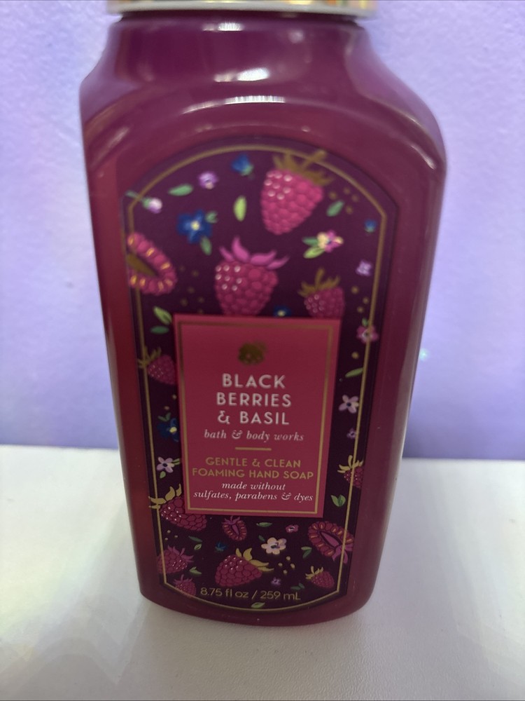 Bath & Body Works Blackberries Basil Foaming Hand Soap Refill
