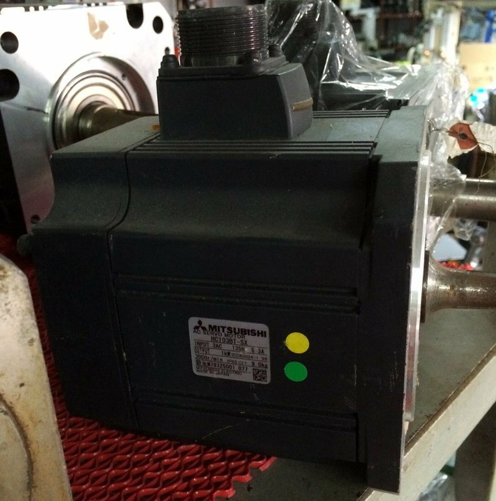 1pc Used Mitsubishi Servo motor HC103BT-SX Tested It In Good Condition