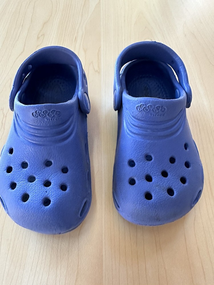 Croc's Toddler / Little Kid Blue Shoes Size 8