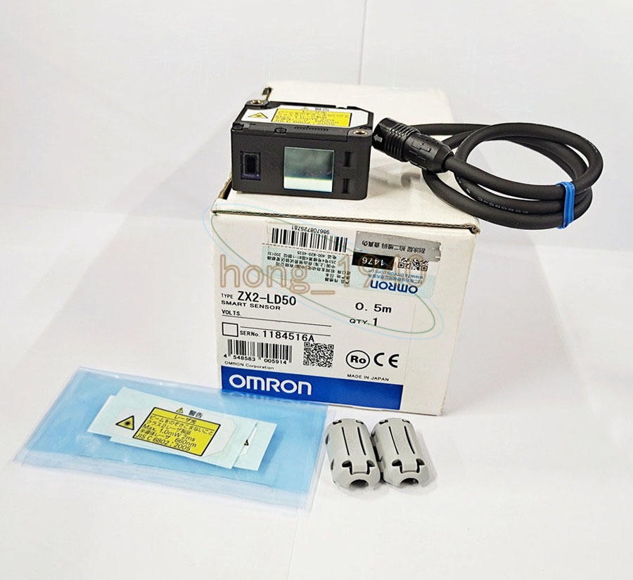 1piece NEW Omron ZX2-LD50 Laser Sensor