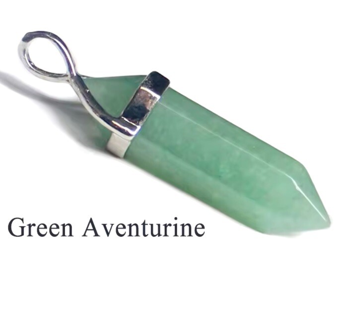 Necklace Green  Aventurine Natural Gemstone Quartz Crystal Leather Pendant