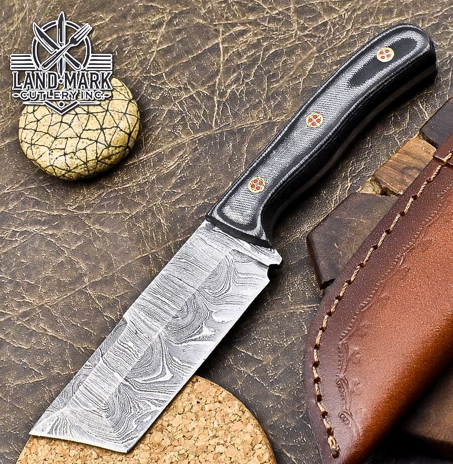 BEAUTIFUL HANDMADE DAMASCUS STEEL HUNTING TANTO WITH BEAUTIFUL MICARTA HANDLE